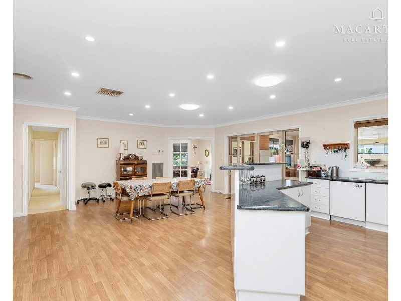 64-66 Methul Street, Coolamon NSW 2701