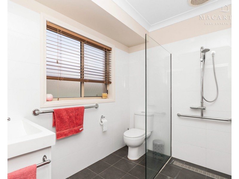 64-66 Methul Street, Coolamon NSW 2701