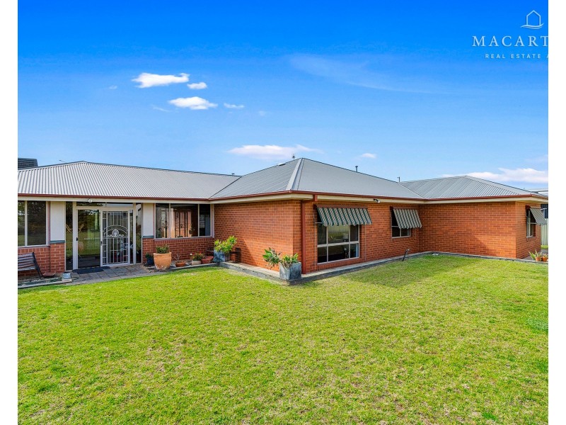 64-66 Methul Street, Coolamon NSW 2701