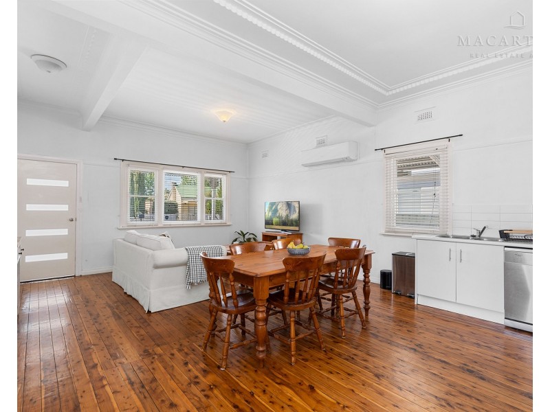 14 Broad Street, Wagga Wagga NSW 2650