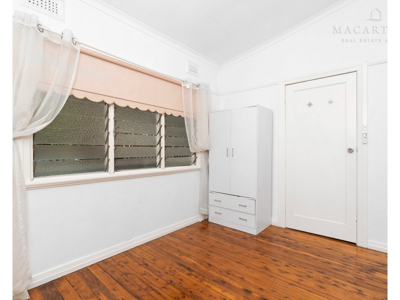 14 Broad Street, Wagga Wagga NSW 2650