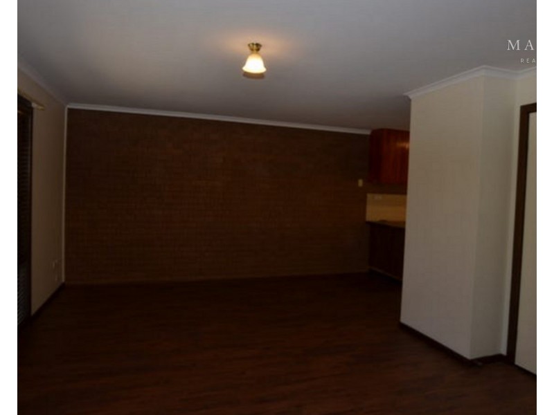 2/3 Incarnie Crescent, Wagga Wagga NSW 2650