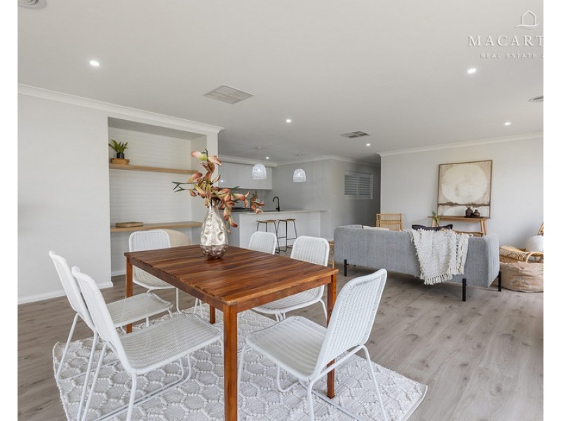 47 Cootamundra Boulevard, Gobbagombalin NSW 2650