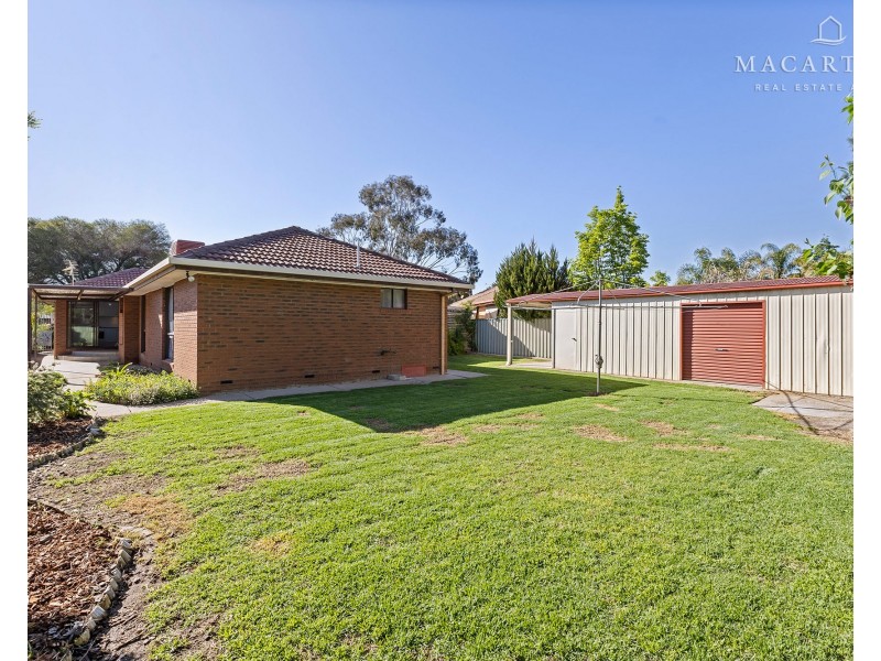 34 Adjin Street, Mount Austin NSW 2650