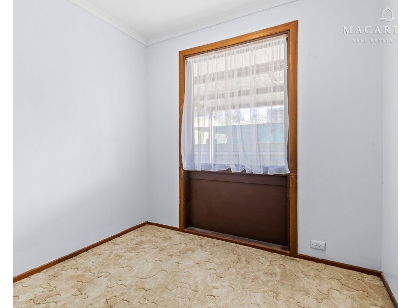 34 Adjin Street, Mount Austin NSW 2650