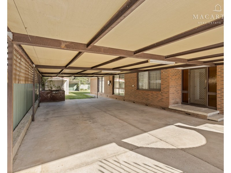 34 Adjin Street, Mount Austin NSW 2650