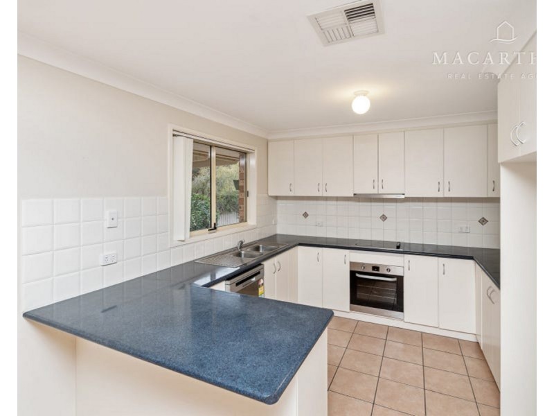 61 Veale Street, Ashmont NSW 2650