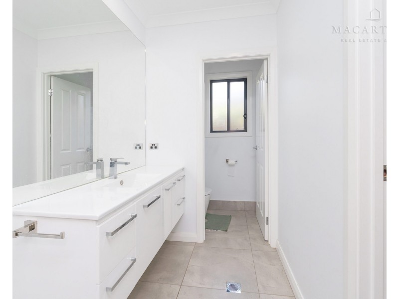 1 Coppabella Drive, Gobbagombalin NSW 2650
