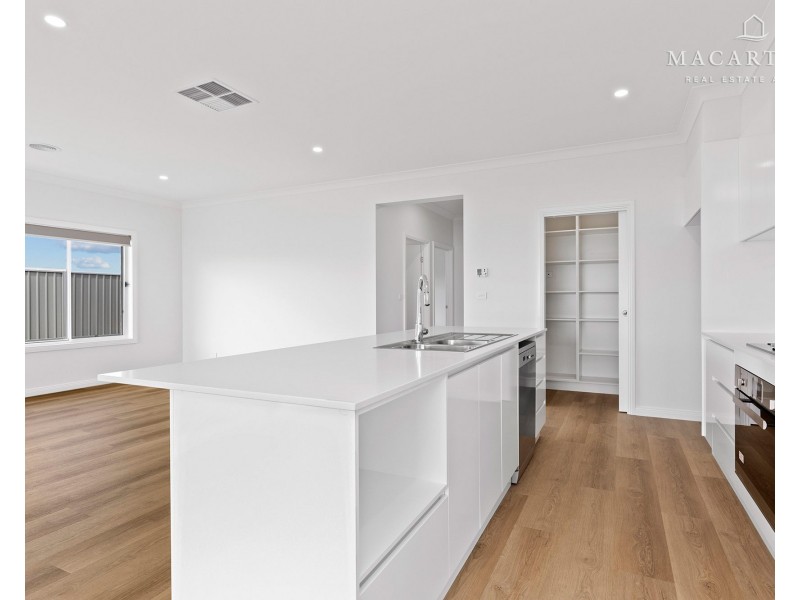 32 Flintwood Street, Forest Hill NSW 2651