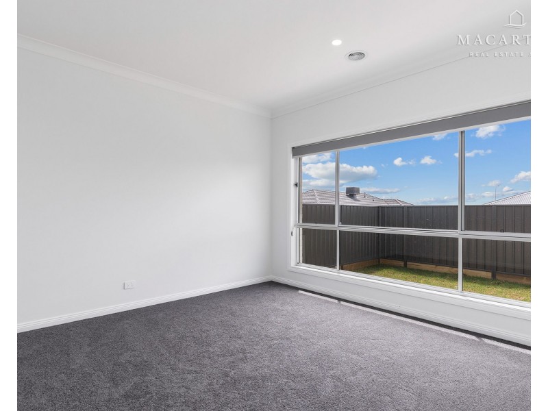 32 Flintwood Street, Forest Hill NSW 2651