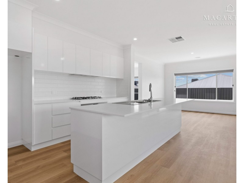 32 Flintwood Street, Forest Hill NSW 2651