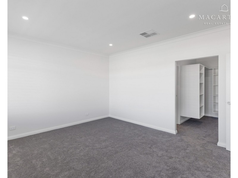 32 Flintwood Street, Forest Hill NSW 2651