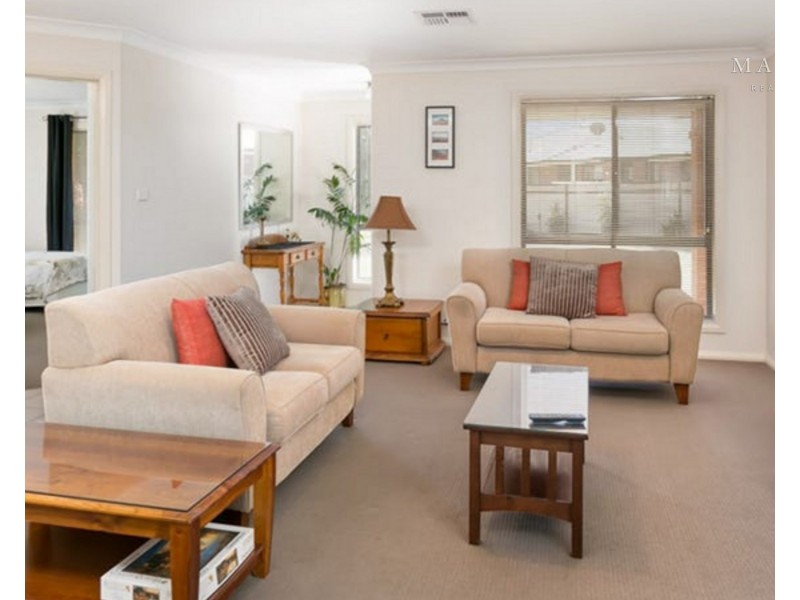 7/2-4 Macquarie Street, Mount Austin NSW 2650