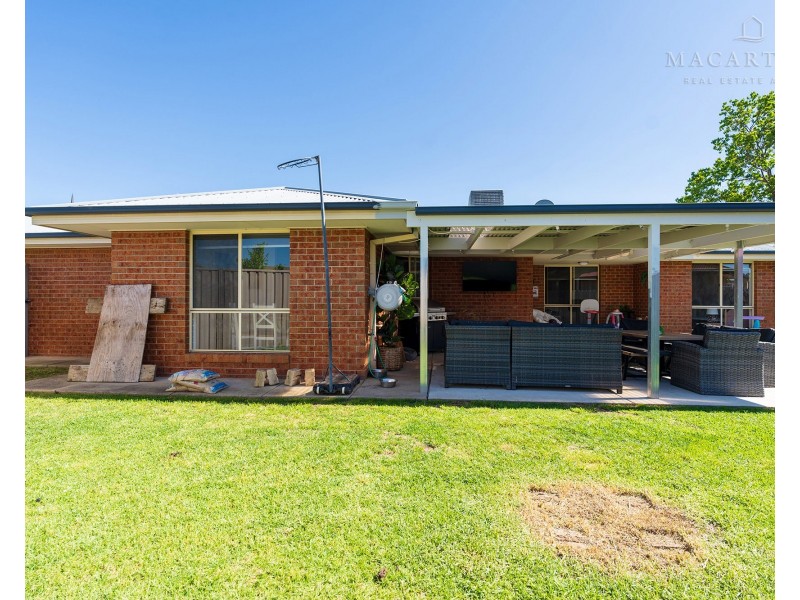 48 Nunkeri Street, Glenfield Park NSW 2650