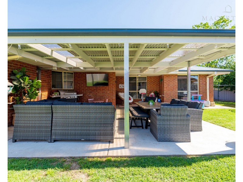 48 Nunkeri Street, Glenfield Park NSW 2650