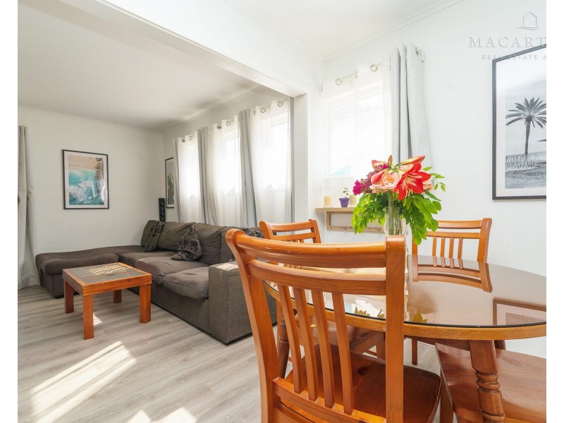 34 Gilmore Avenue, Mount Austin NSW 2650