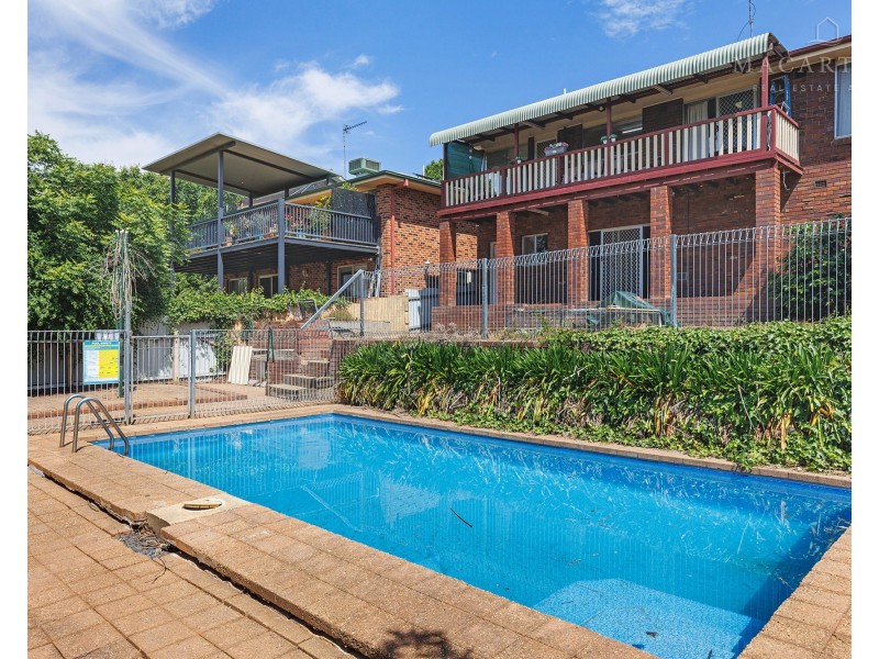 43 Andrews Avenue, Kooringal NSW 2650
