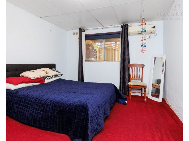 43 Andrews Avenue, Kooringal NSW 2650