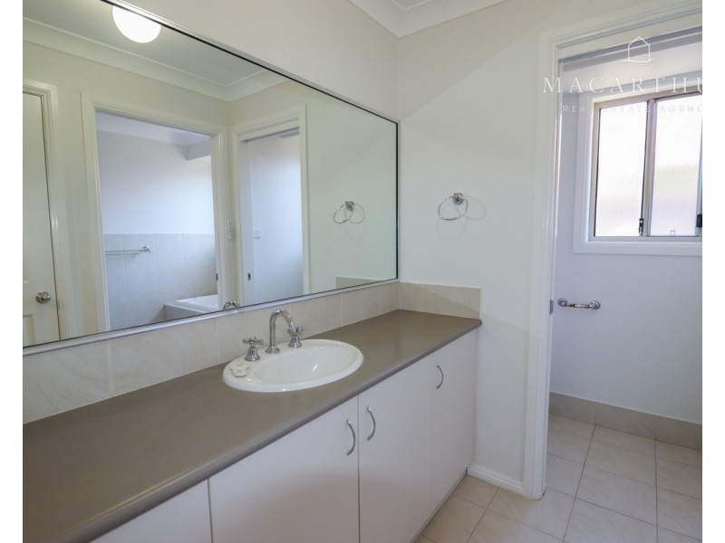 14 Allunga Street, Glenfield Park NSW 2650