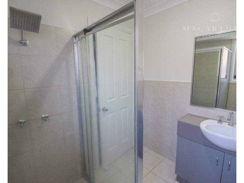 14 Allunga Street, Glenfield Park NSW 2650