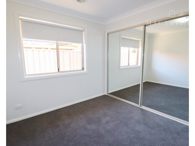 14 Allunga Street, Glenfield Park NSW 2650