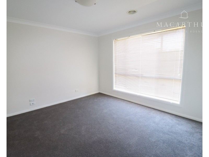 14 Allunga Street, Glenfield Park NSW 2650