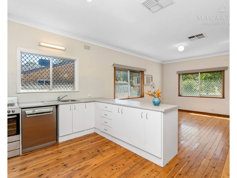 64 Mimosa Drive, Mount Austin NSW 2650