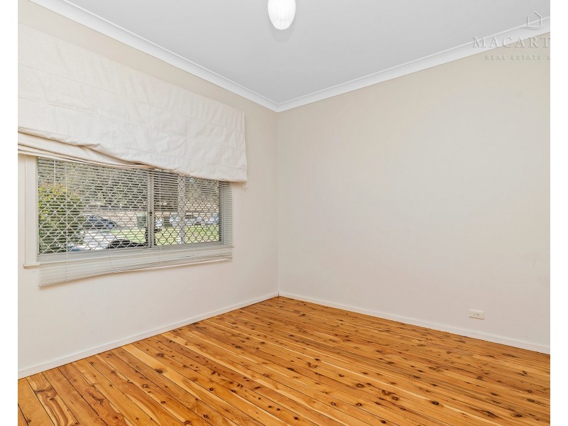 64 Mimosa Drive, Mount Austin NSW 2650