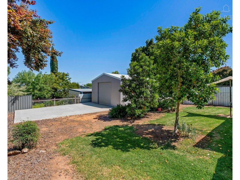 64 Mimosa Drive, Mount Austin NSW 2650