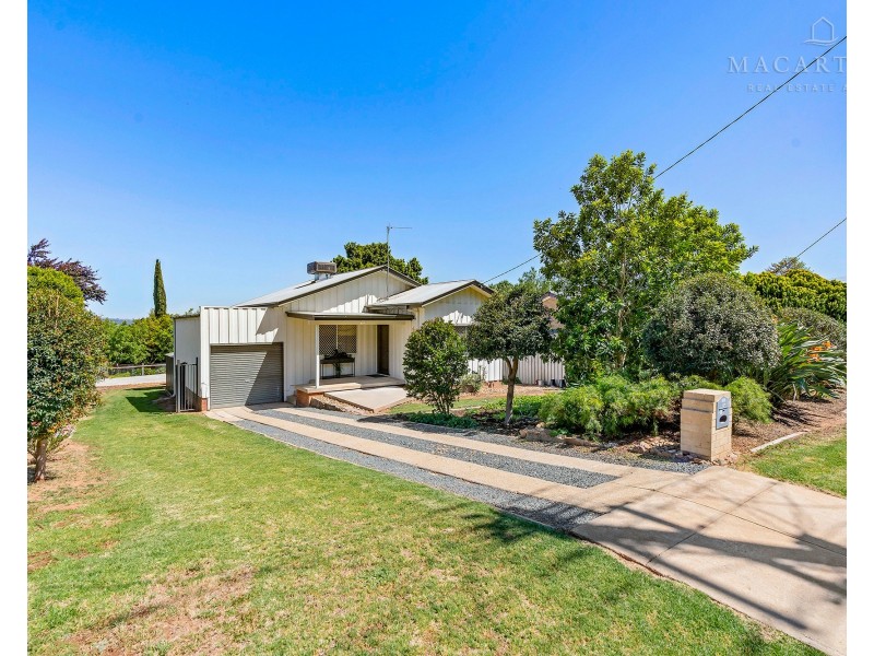 64 Mimosa Drive, Mount Austin NSW 2650