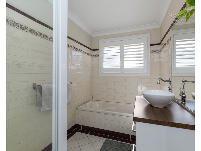 40 Bourkelands Drive, Bourkelands NSW 2650