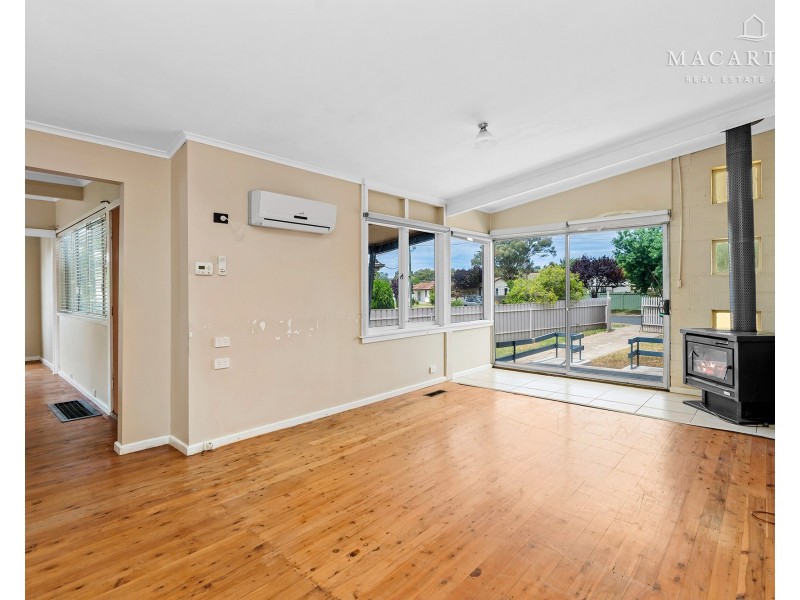 9 Malta Crescent, Ashmont NSW 2650