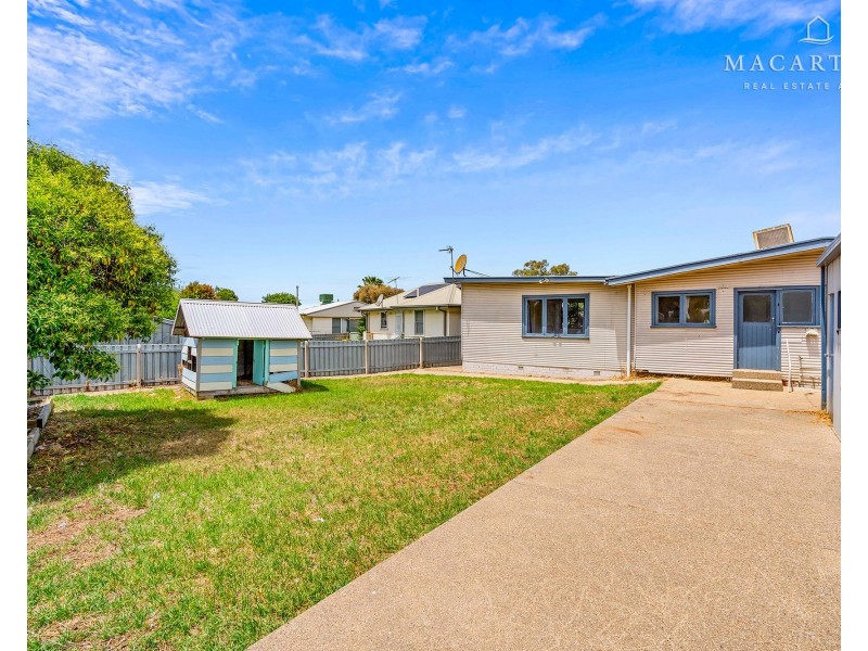 9 Malta Crescent, Ashmont NSW 2650