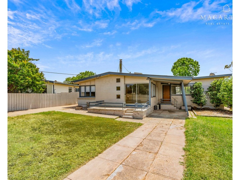 9 Malta Crescent, Ashmont NSW 2650