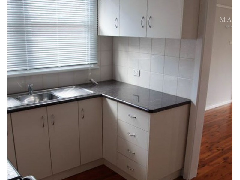 41 Lindsay Street, Turvey Park NSW 2650