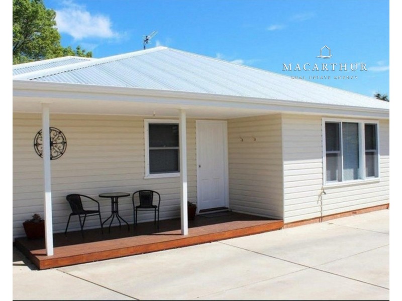 2/58 Bourke Street, Turvey Park NSW 2650