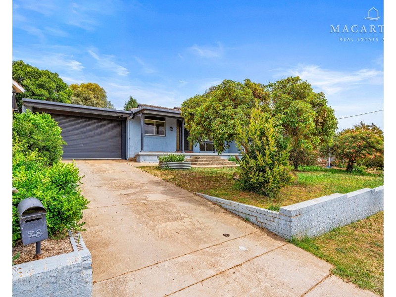 28 Alexander Street, Ashmont NSW 2650