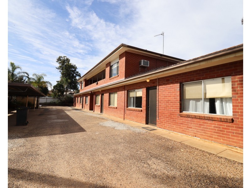 1/13 Nordlingen Drive, Tolland NSW 2650