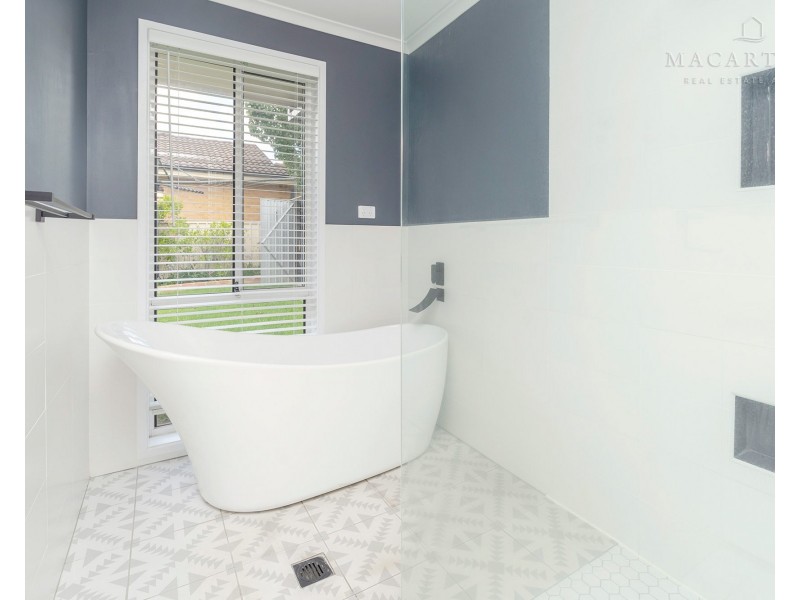 20 Kurrajong Avenue, Forest Hill NSW 2651