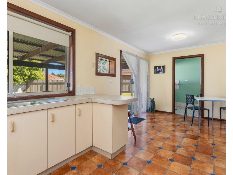 1/3 Leena Place, Wagga Wagga NSW 2650