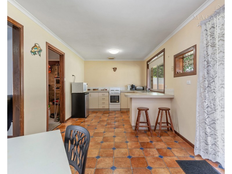 1/3 Leena Place, Wagga Wagga NSW 2650