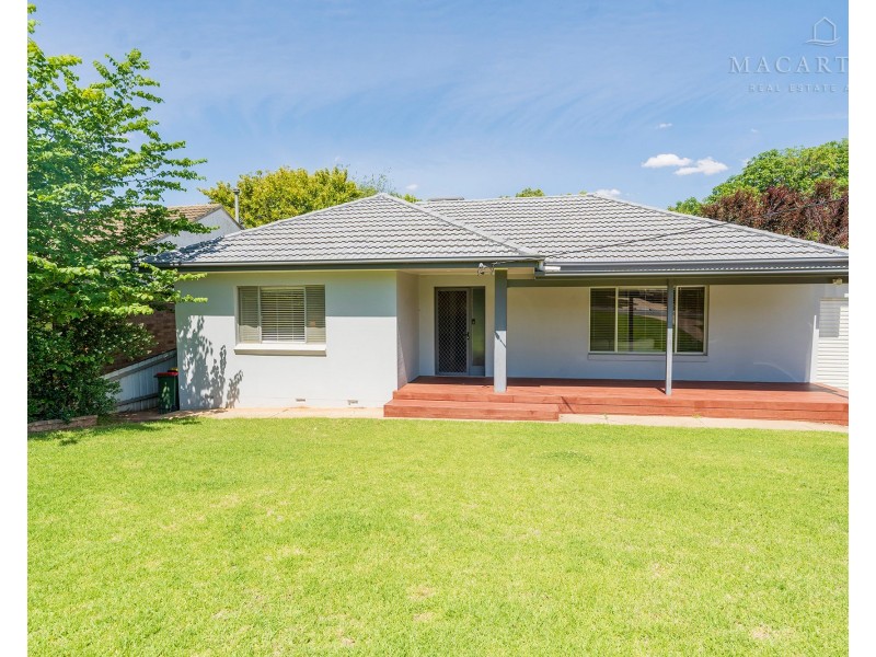 79 Meadow Street, Kooringal NSW 2650