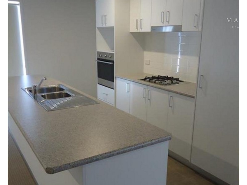 12 Watson Boulevard, Lloyd NSW 2650