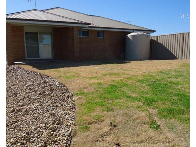 12 Watson Boulevard, Lloyd NSW 2650