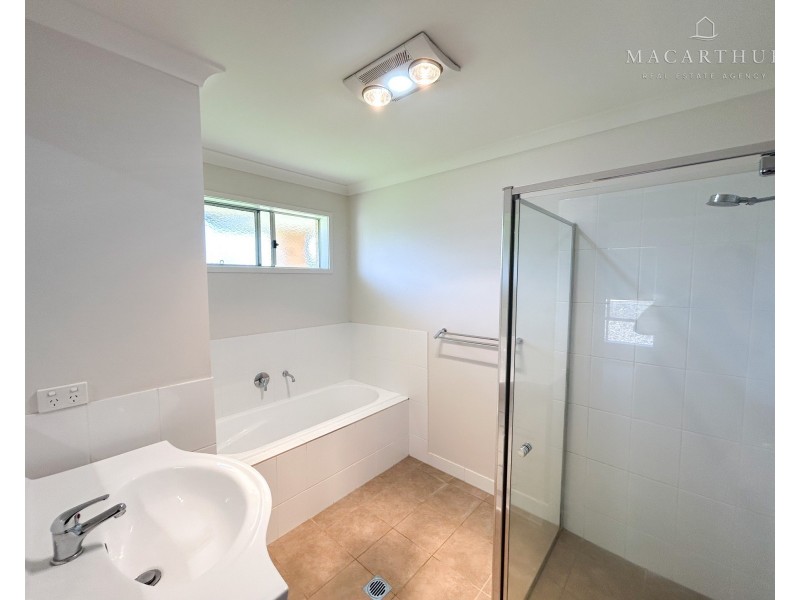 12 Watson Boulevard, Lloyd NSW 2650