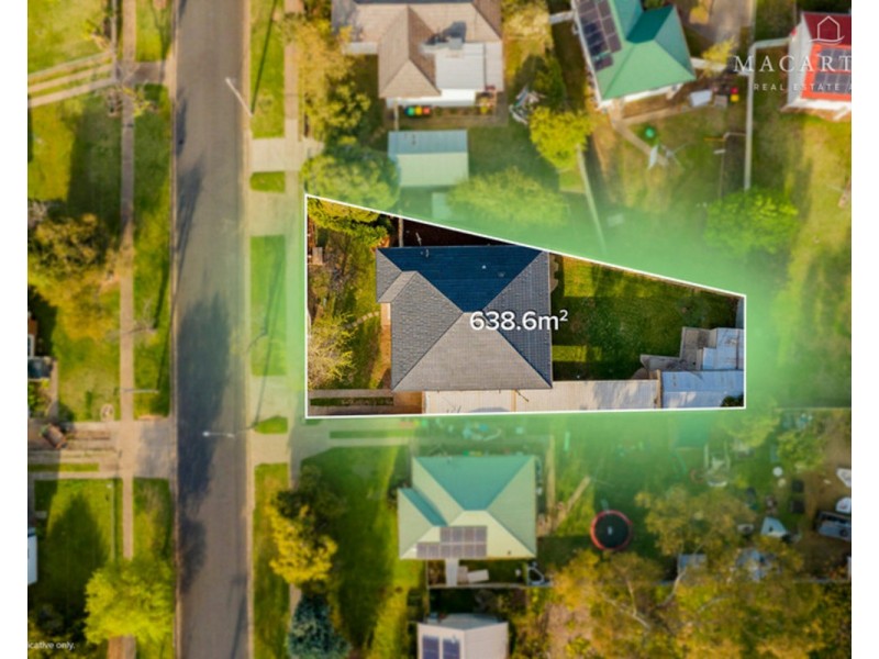 2 Doyle Avenue, Mount Austin NSW 2650