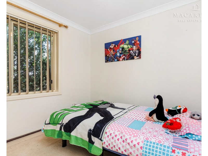 2/23 Kirrang Avenue, Glenfield Park NSW 2650