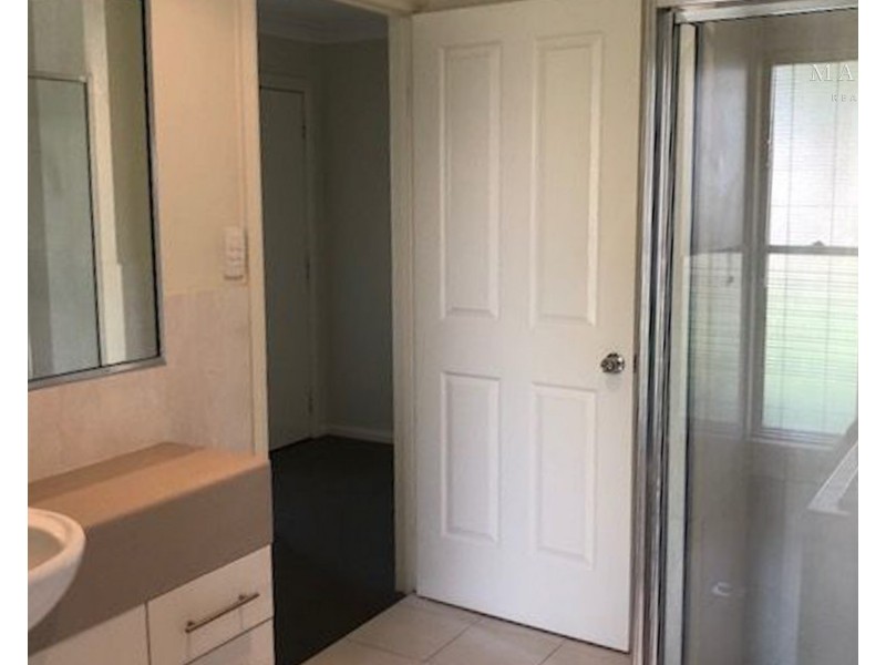 13 Ulandra Place, Estella NSW 2650