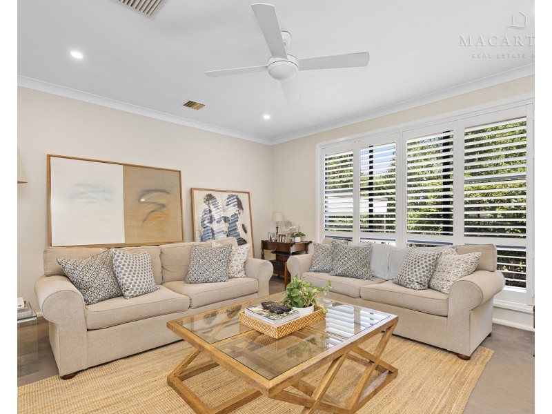 1A Silverwood Road, Lake Albert NSW 2650
