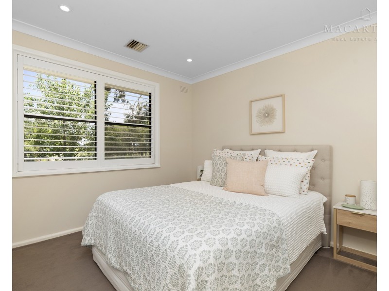 1A Silverwood Road, Lake Albert NSW 2650